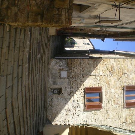 La Ruga Fiorita Apartment Monteverdi Marittimo Luaran gambar